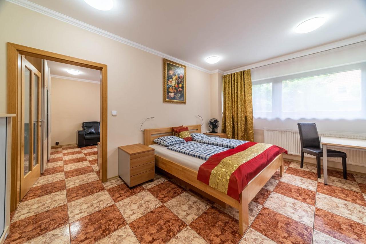 Apartman Blizko Centra Prahy Praga Exterior foto
